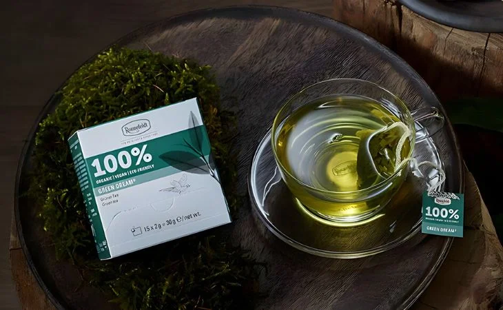 Ronnefeldt World Of Tea - 100% Tea: Explore the world of Ronnefeldt 100% Tea, where quality and authenticity reign supreme. Discover a remarkable collection of pure teas, carefully sourced from renowned tea estates around the globe